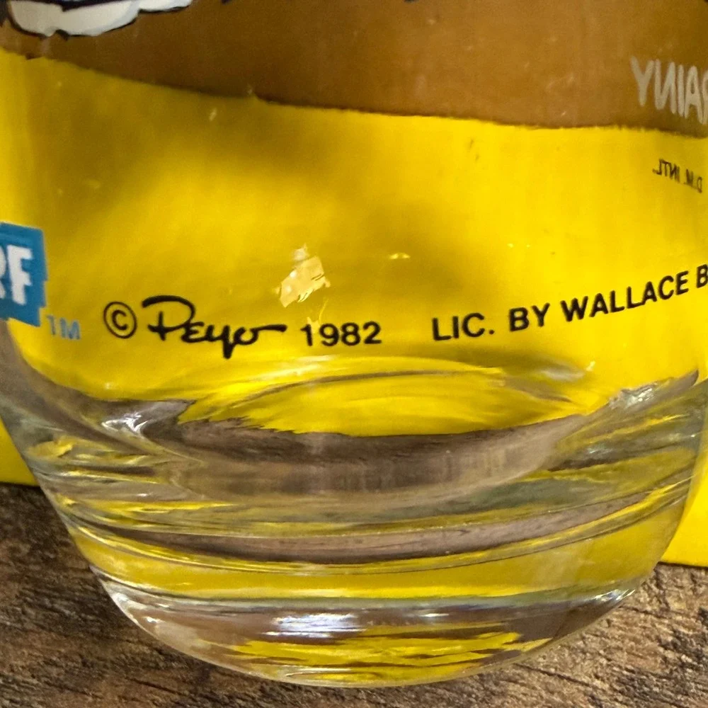 2 Vintage‎ 1982 Smurfs Glasses w/ Gargamel Azrael Wallace Berrie Peyo Collector